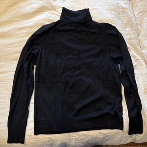 Banana republic 100% merino wool black turtleneck sweater